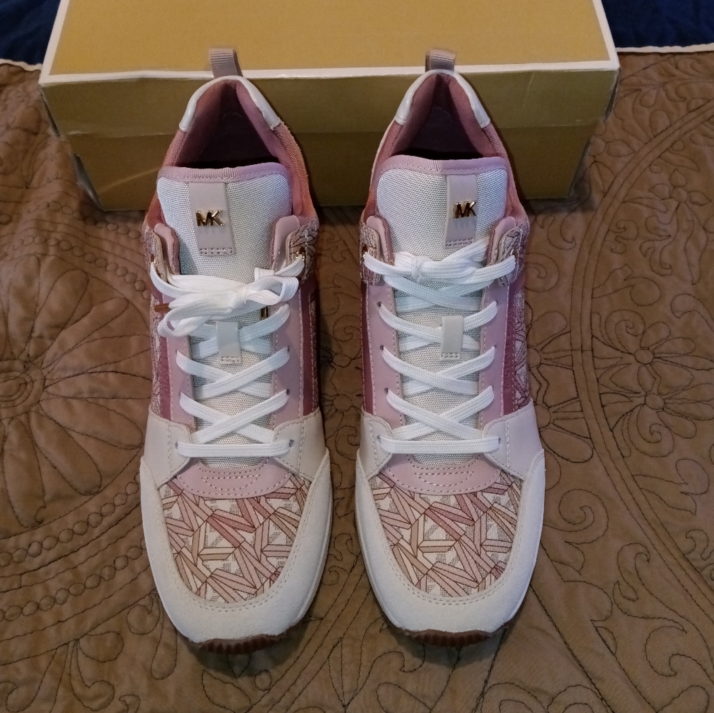 Michael Kors Georgie Trainer Sneakers - Picture 5 of 12